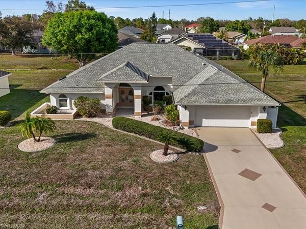 25244 Lahore LN, PUNTA GORDA, FL 33983