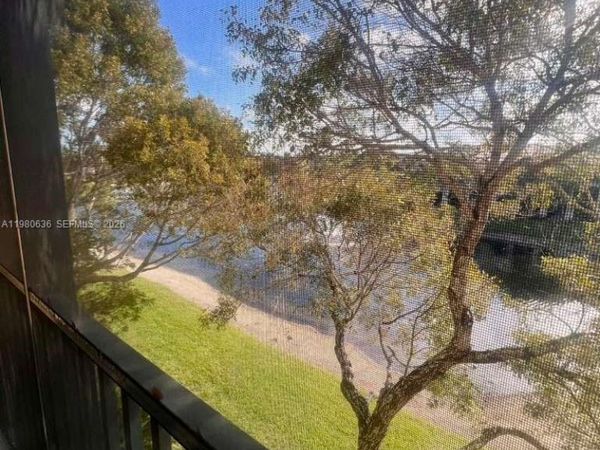 2726 Anzio Ct , Unit 308, Palm Beach Gardens, FL 33410