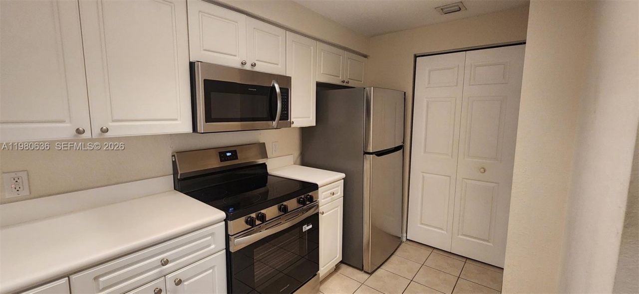 2726 Anzio Ct, Unit 308, Palm Beach Gardens, FL 33410 Photo