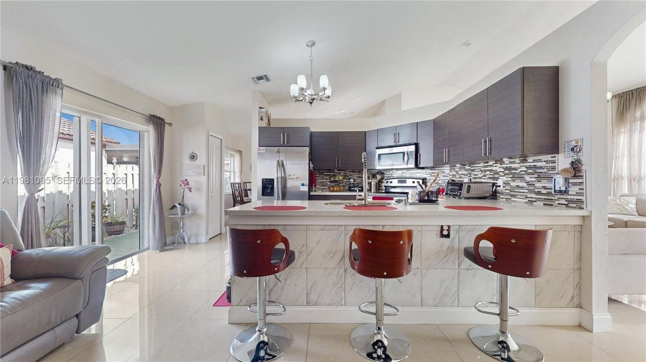 8070 SW 157th Pl , Miami, FL 33193 Photo