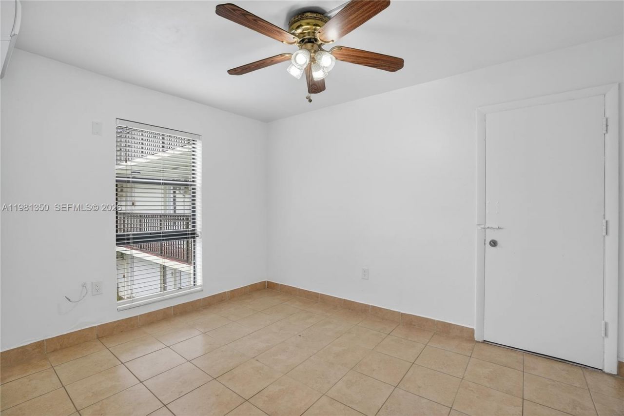 1600 S Le Jeune Rd , Unit 8, Coral Gables, FL 33134 Photo