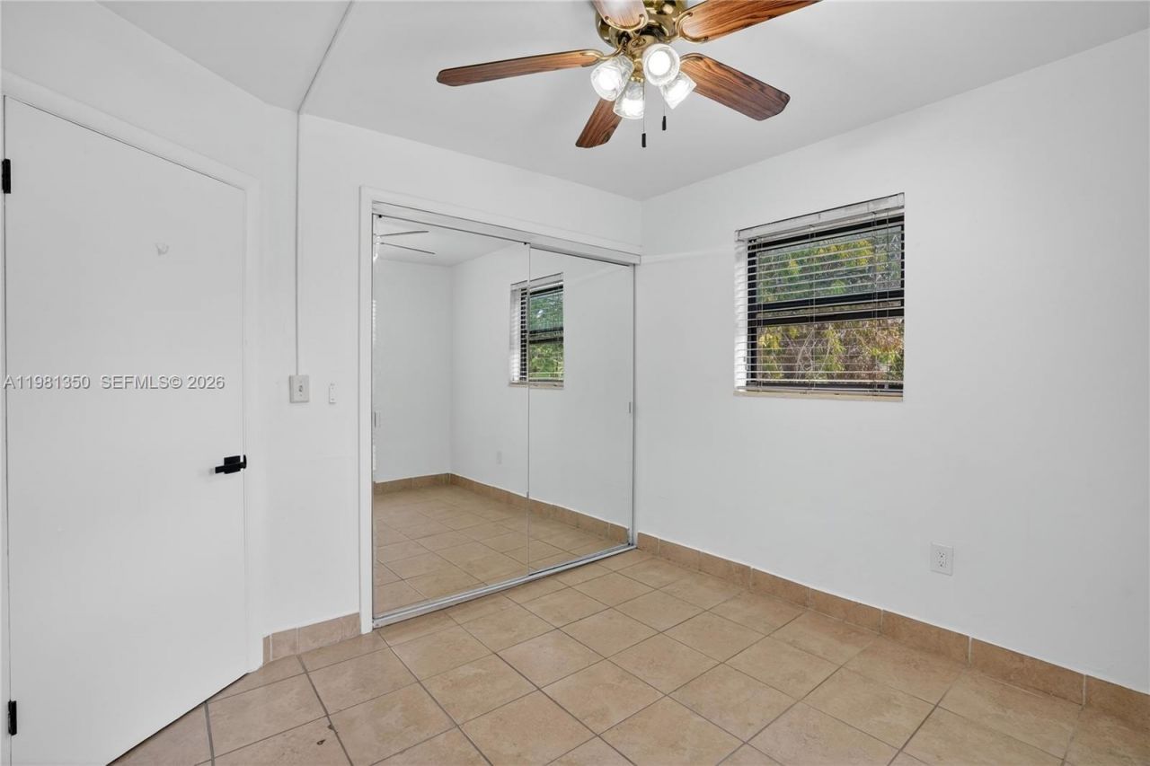 1600 S Le Jeune Rd , Unit 8, Coral Gables, FL 33134 Photo