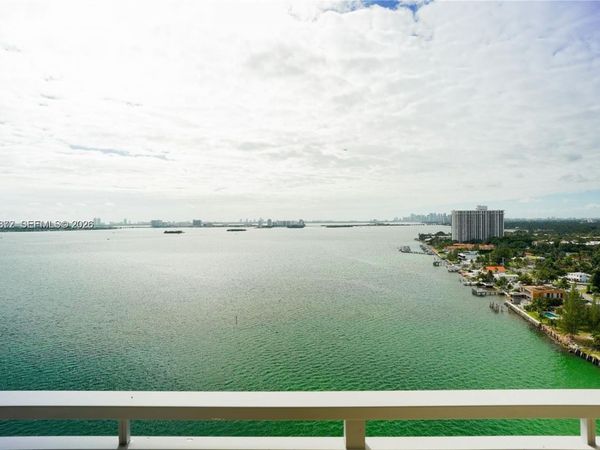 11111 Biscayne Blvd, Unit 20E, Miami, FL 33181