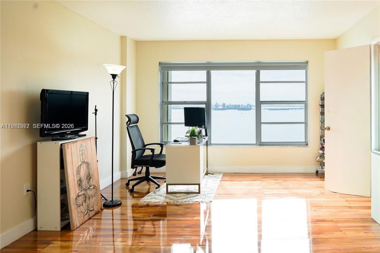 11111 Biscayne Blvd, Unit 20E, Miami, FL 33181 Photo