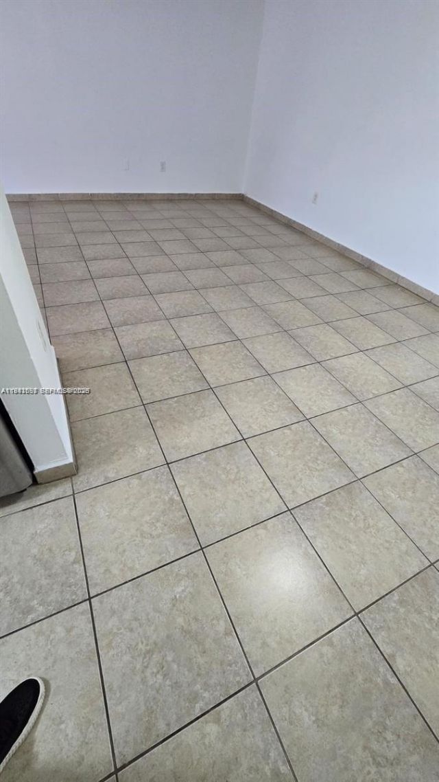 690 NE 123rd St , Unit 208, North Miami, FL 33161 Photo