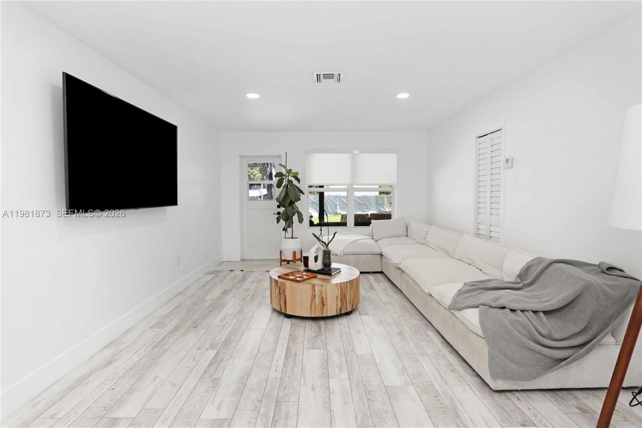 1611 Madison St, Hollywood, FL 33020 Photo