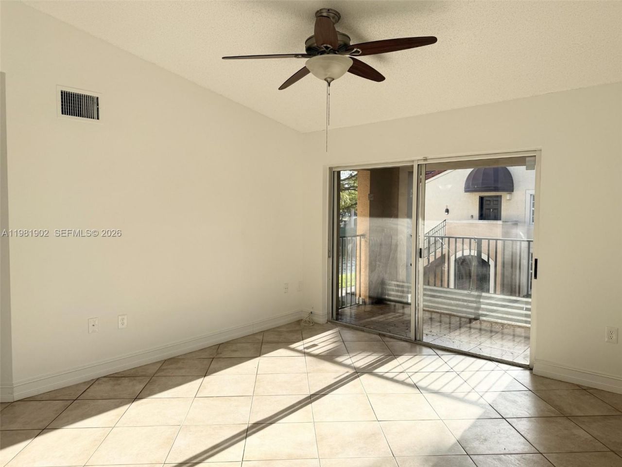 2081 Renaissance Blvd , Unit 208, Miramar, FL 33025 Photo
