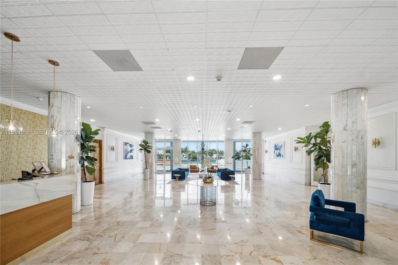 5750 Collins Ave , Unit 4F, Miami Beach, FL 33140 Photo