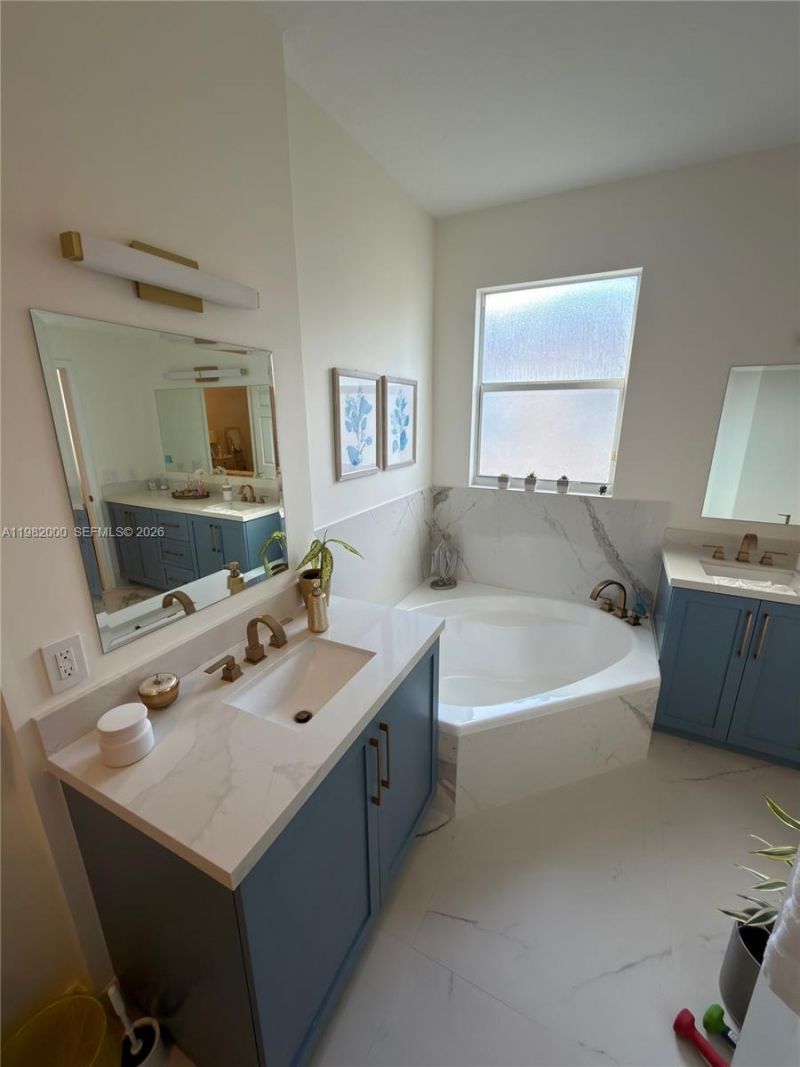 12834 SW 134th St , Miami, FL 33186 Photo