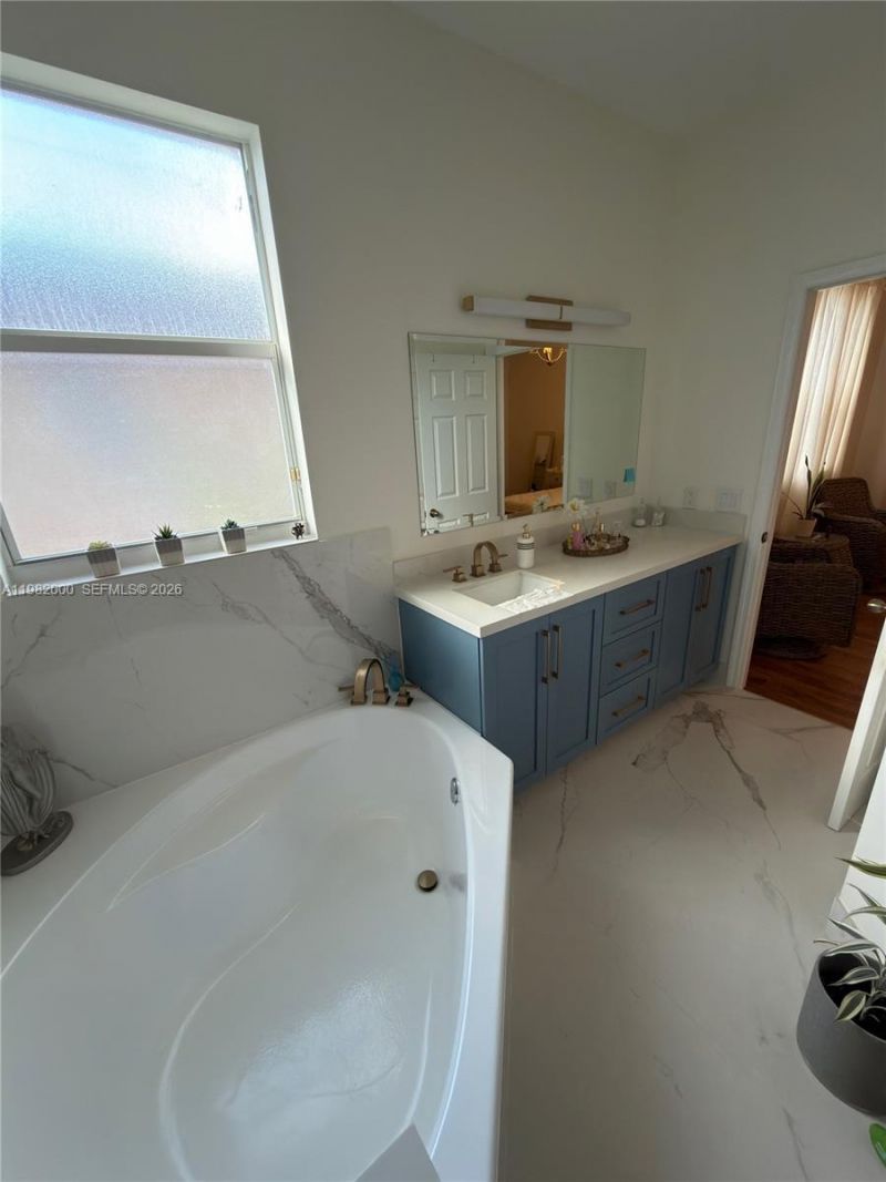 12834 SW 134th St , Miami, FL 33186 Photo