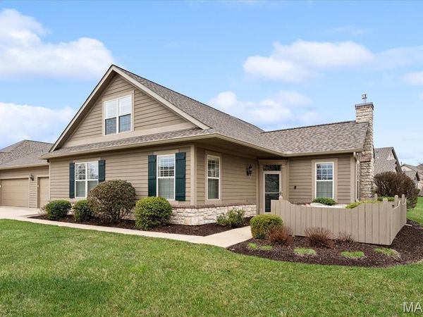 1304 Three Rivers Drive, O'Fallon, IL 62269
