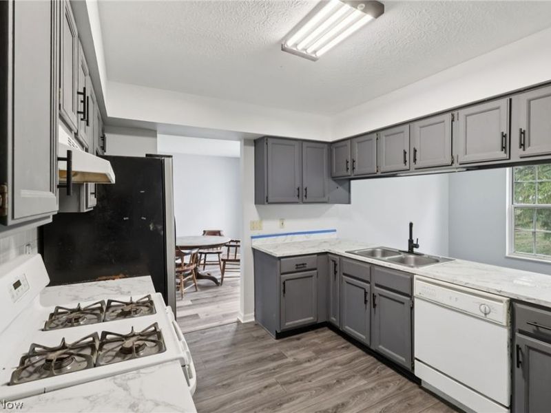 14459 Fullers Lane , Strongsville, OH 44149 Photo 19