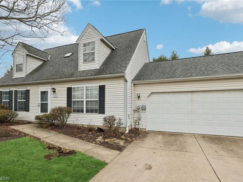 14459 Fullers Lane , Strongsville, OH 44149 Photo 2