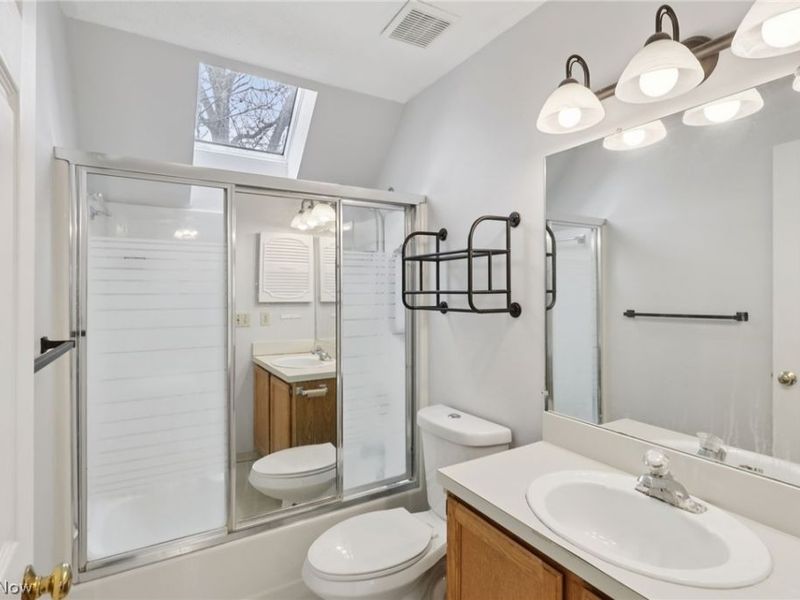 14459 Fullers Lane , Strongsville, OH 44149 Photo 38