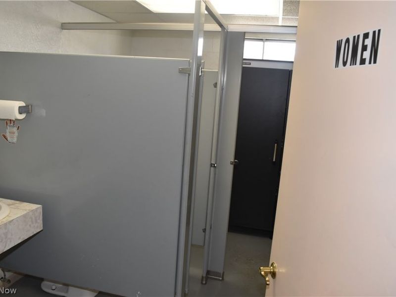 25 N 4th Street, Martins Ferry, OH 43935 Photo 11