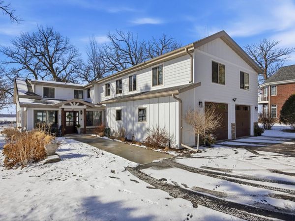 611 N Shore Drive , Detroit Lakes, MN 56501