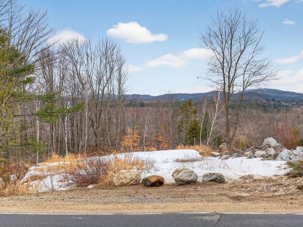 500 Buckfield Road, Hebron, ME 04238