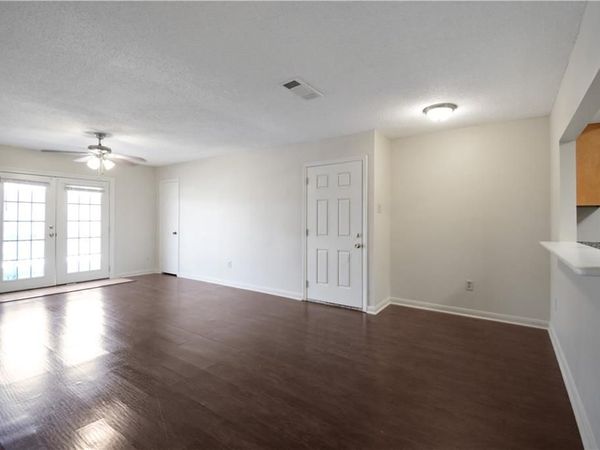 732 VOURAY Drive , Unit D, Kenner, LA 70065