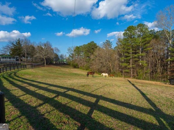 35 Saddleback Farms, Newnan, GA 30263