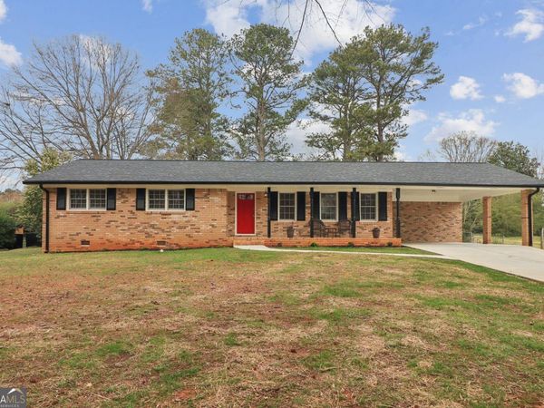560 Donna Drive SW, Smyrna, GA 30082