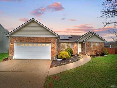 20 Berry Court, Germantown, OH 45327