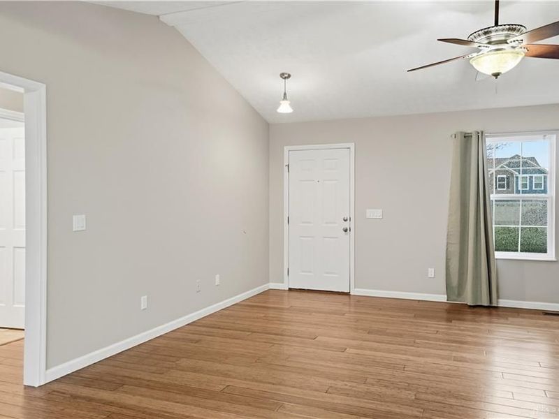 20 Berry Court, Germantown, OH 45327 Photo 6