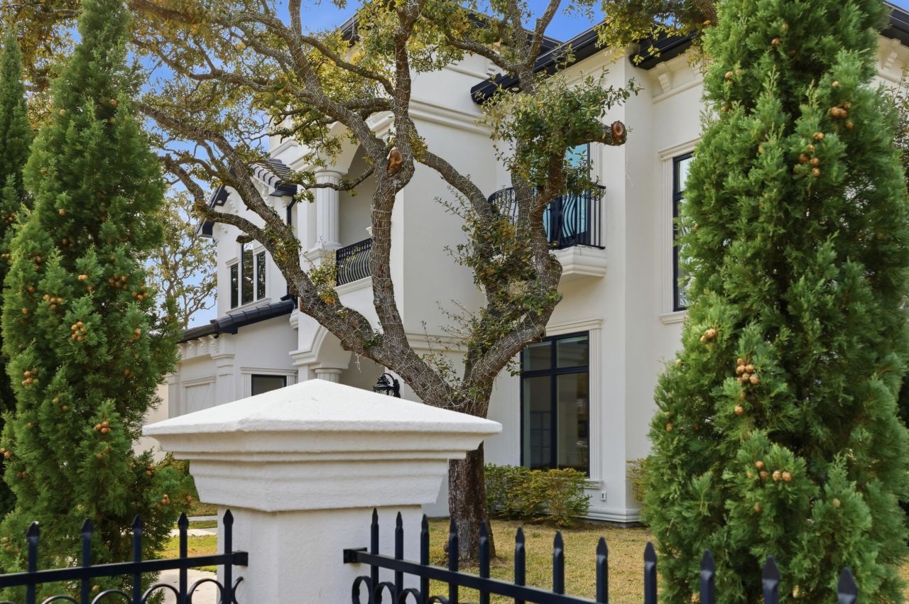 3203 Ocean Blvd. N Photo 14