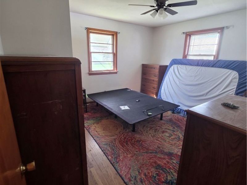 554 E Taggart Street, East Palestine, OH 44413 Photo 21