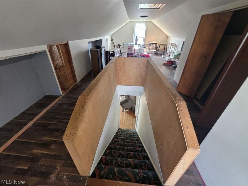 554 E Taggart Street, East Palestine, OH 44413 Photo 24