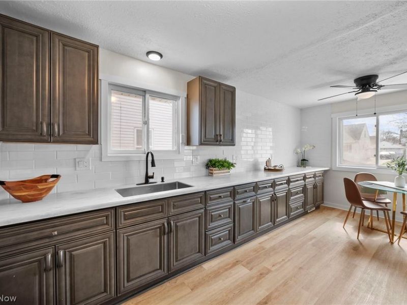 6810 Belmere Drive , Parma, OH 44129 Photo 16