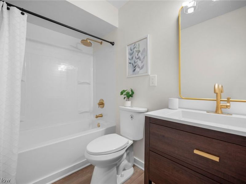 6810 Belmere Drive , Parma, OH 44129 Photo 24