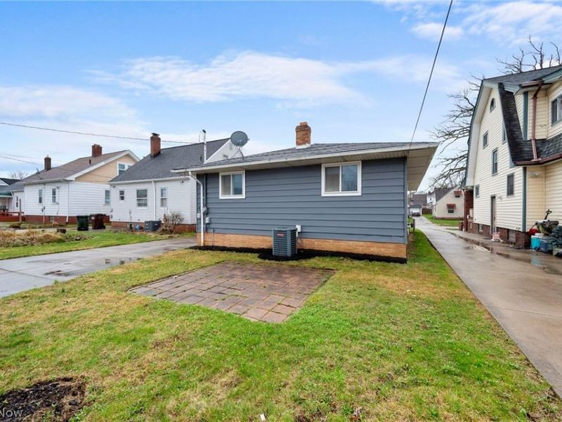 6810 Belmere Drive , Parma, OH 44129 Photo 30