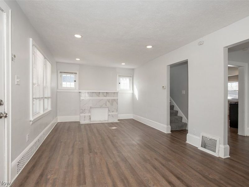 826 Dover Avenue, Akron, OH 44320 Photo 6