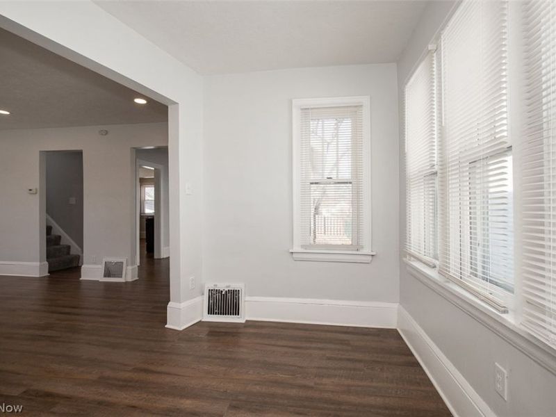 826 Dover Avenue, Akron, OH 44320 Photo 9