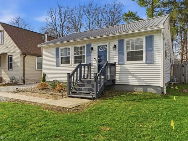 68 Willowwood Drive, Chippewa Lake, OH 44215