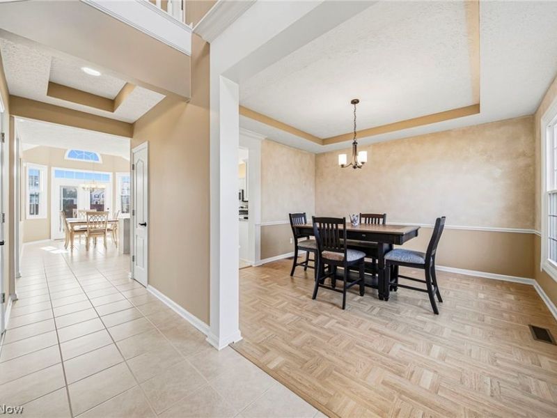 27067 Sanctuary Lane, Olmsted Township, OH 44138 Photo 11