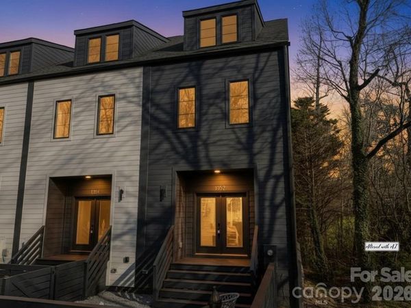 1352 Briar Creek Road, Charlotte, NC 28205