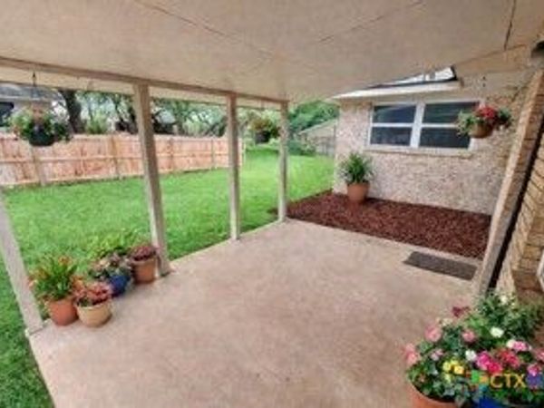 482 Kerlick Lane, New Braunfels, TX 78130