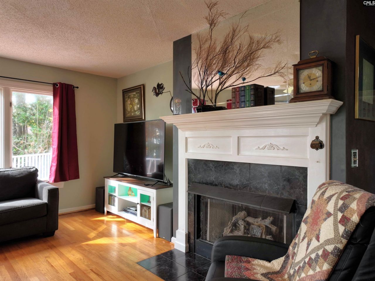 97 Lake Point Drive  Photo 12