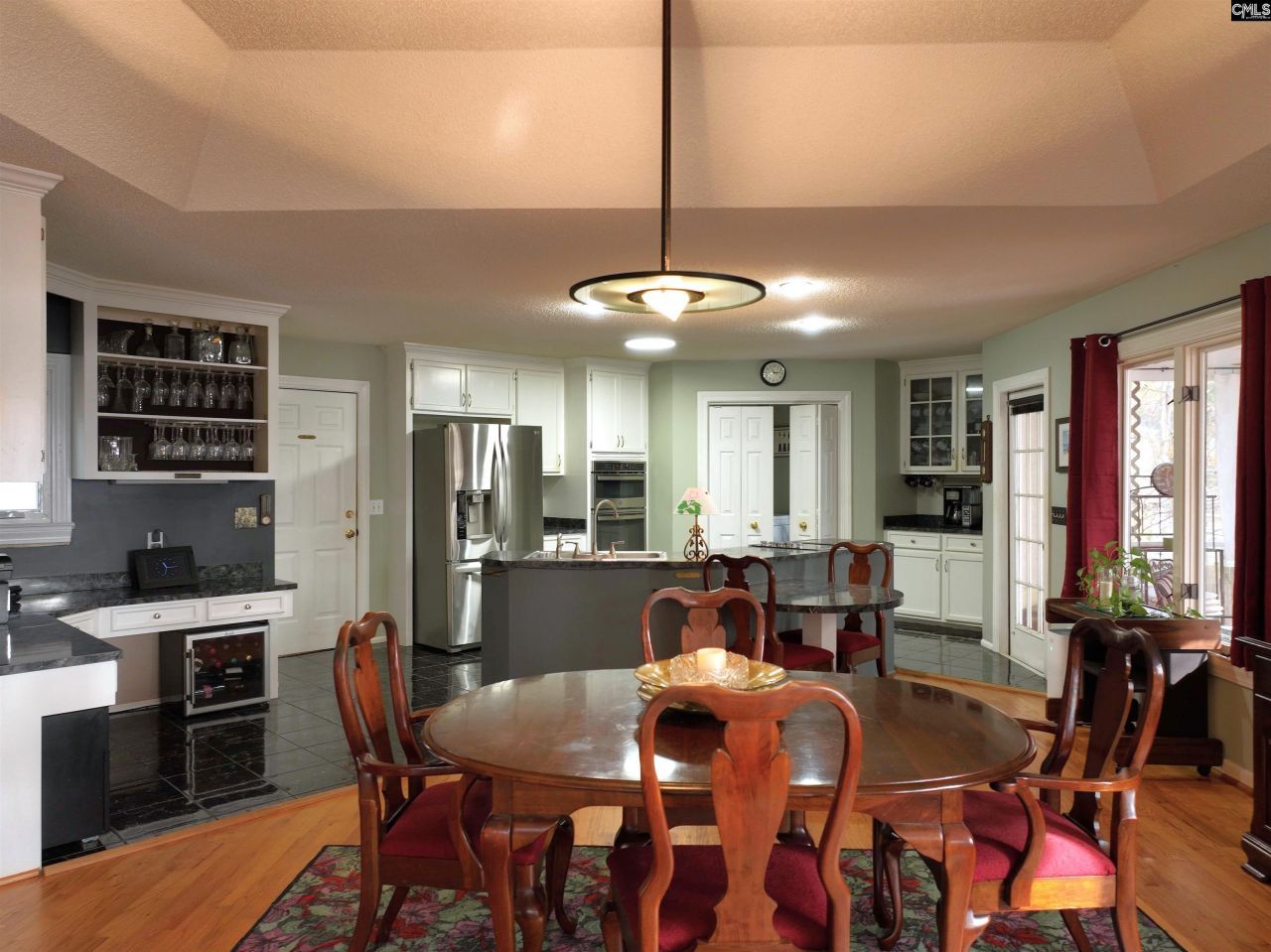 97 Lake Point Drive  Photo 16