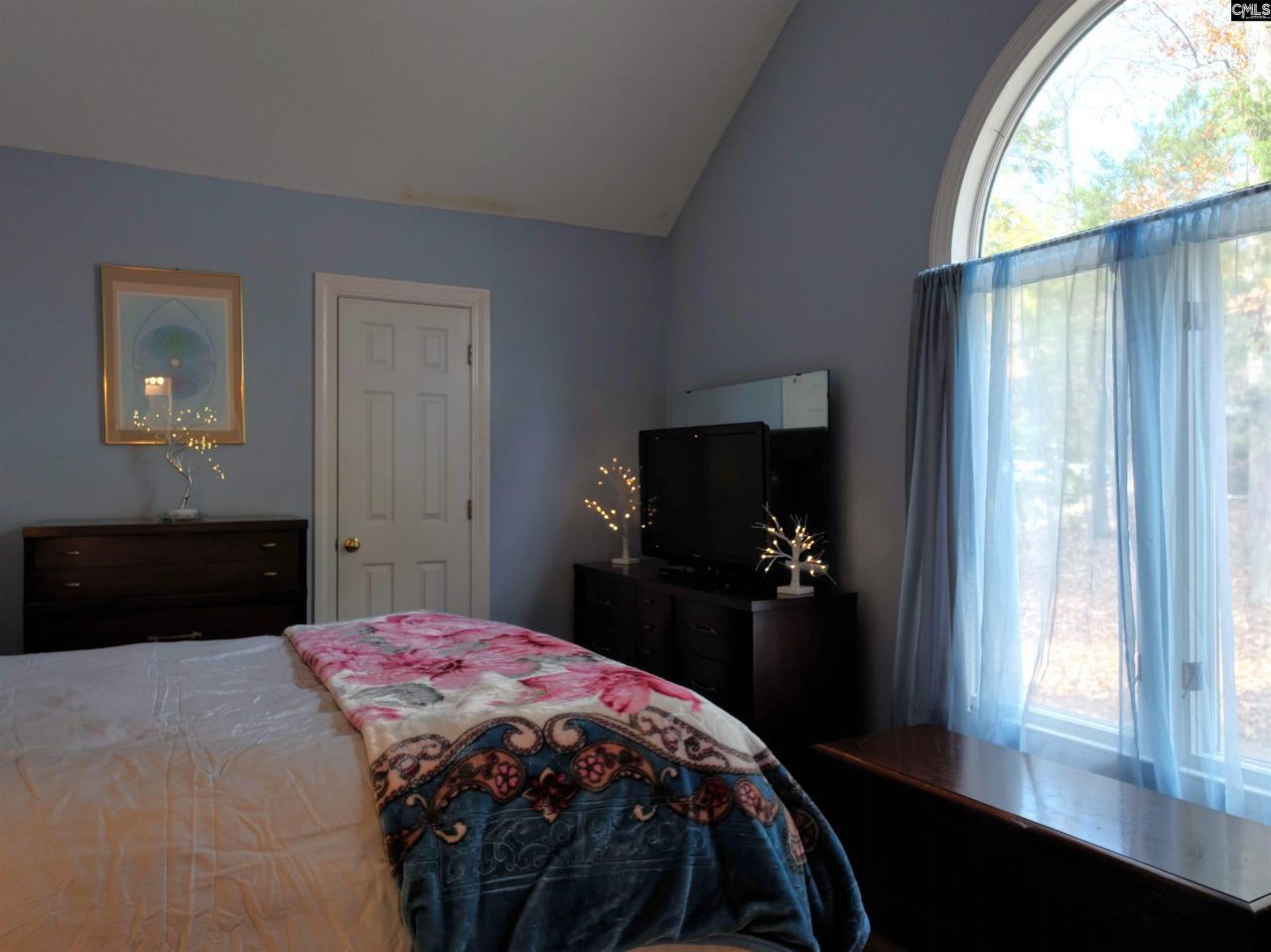 97 Lake Point Drive  Photo 34