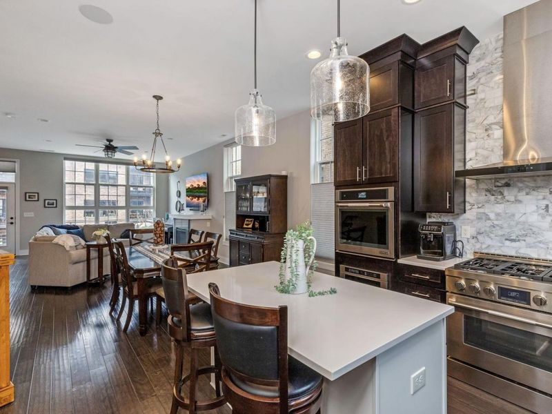 760 N 6th Street, Columbus, OH 43215 Photo 12