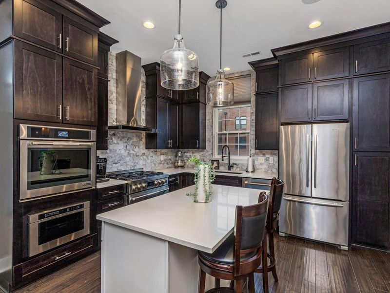 760 N 6th Street, Columbus, OH 43215 Photo 13