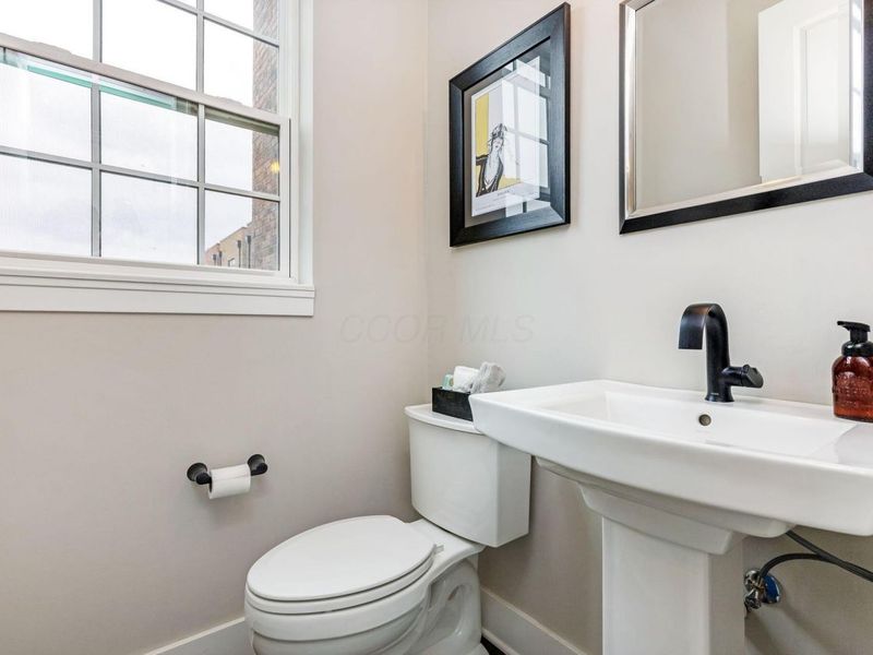 760 N 6th Street, Columbus, OH 43215 Photo 27