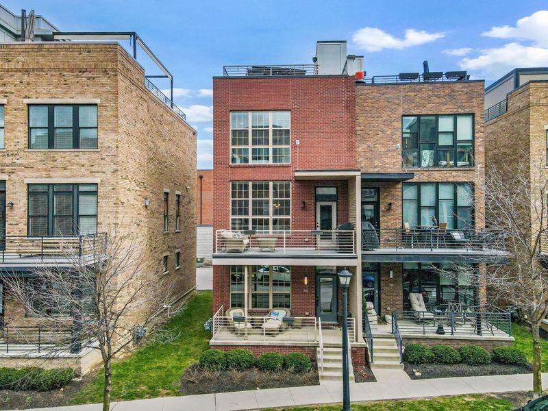 760 N 6th Street, Columbus, OH 43215 Photo 3