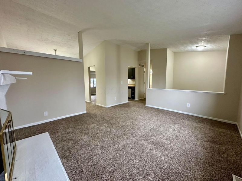 6518 Centennial Drive , Reynoldsburg, OH 43068 Photo 3