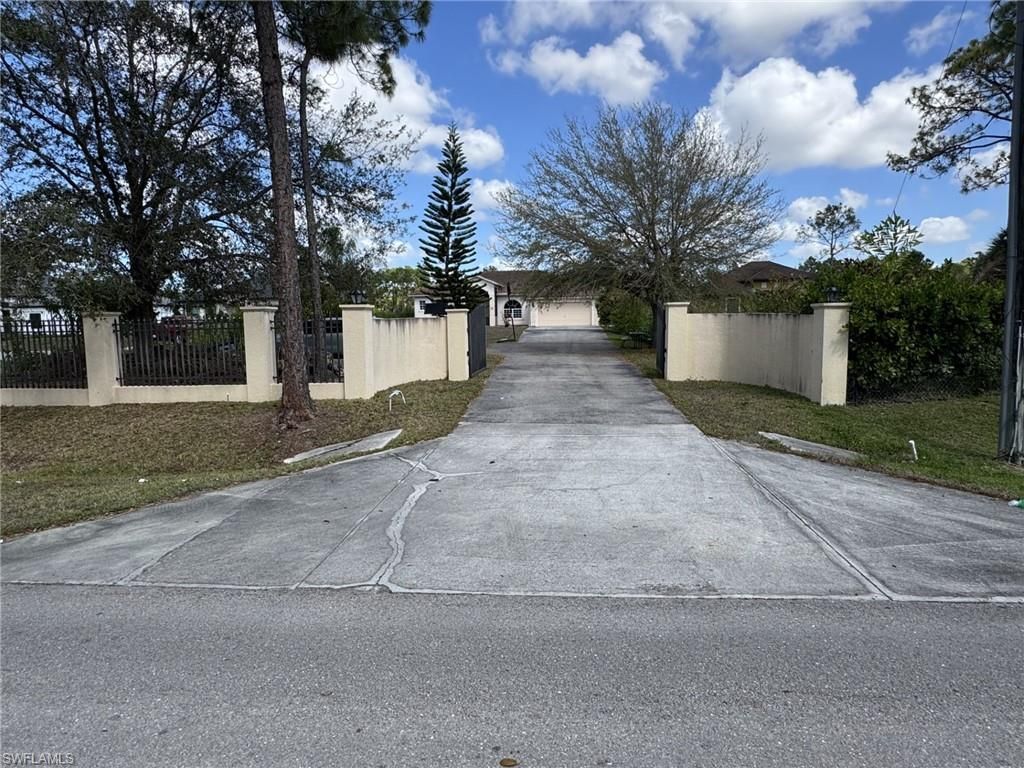 2041 24th Ave Ne, Naples, FL 34120 Photo