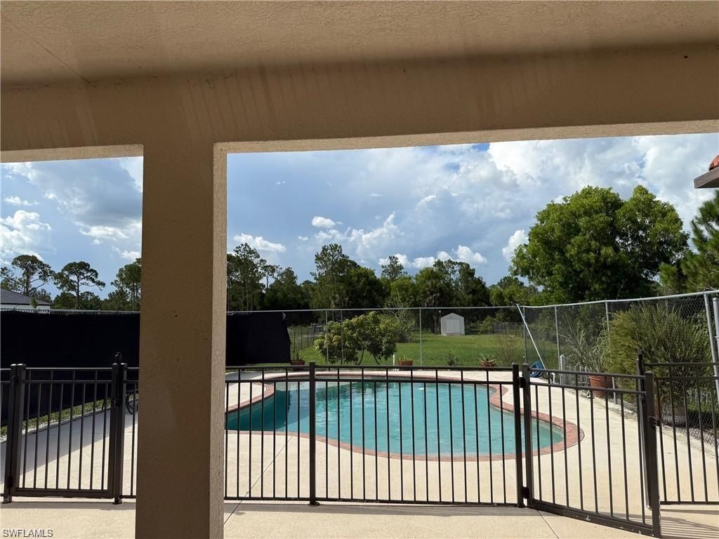 2041 24th Ave Ne, Naples, FL 34120 Photo