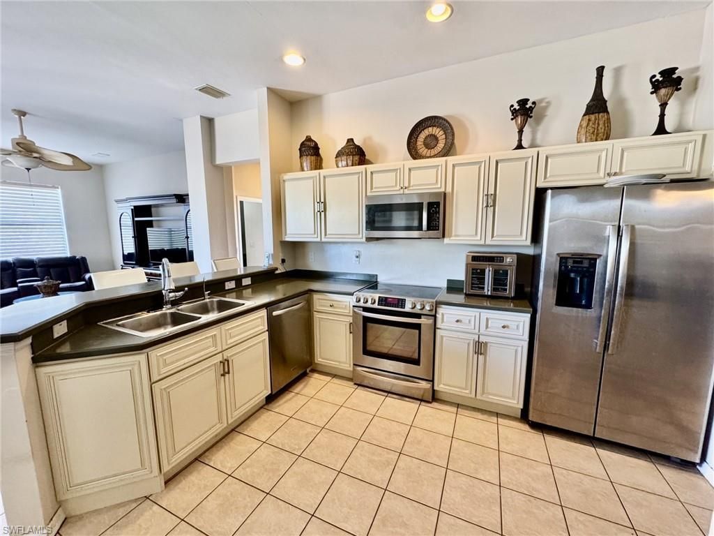 2041 24th Ave Ne, Naples, FL 34120 Photo