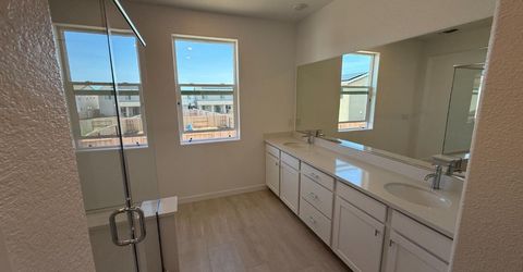 10355 Cadette Way, Elk Grove, CA 95757 Photo